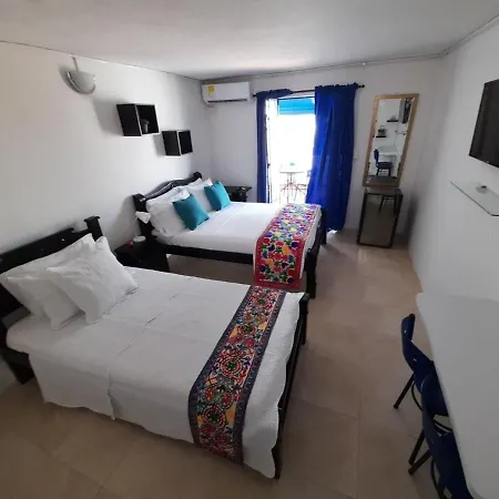 Hpt-sm De Triple Con Piscina Aire Acondicionado Y Wifi En Getsemani Apartamento *